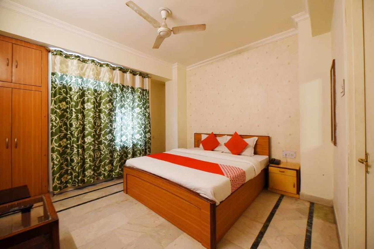 Oyo C M Regency Hotel Jaipur Exterior photo
